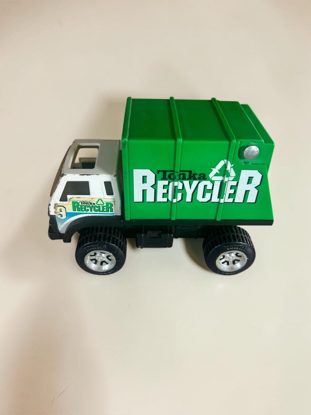 Vintage Tonka Recycler Garbage Truck Recycling Toy Green White